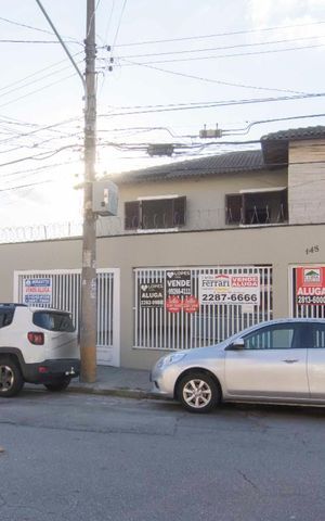 Casa à venda com 342m², 5 quartos e 5 vagasFachada