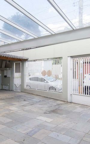 Casa à venda com 342m², 5 quartos e 5 vagasGaragem