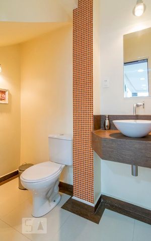 Casa à venda com 277m², 3 quartos e 4 vagas Casa à venda com 277m², 3 quartos e 4 vagasLavabo