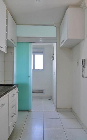 Apartamento à venda com 70m², 2 quartos e 2 vagasCozinha