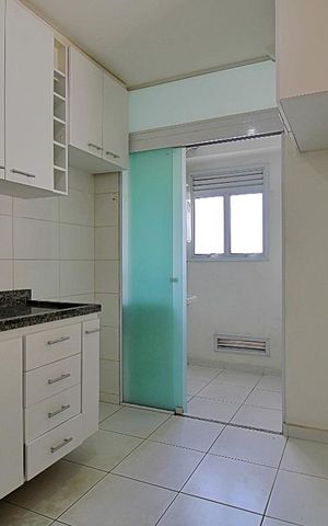 Apartamento à venda com 70m², 2 quartos e 2 vagasCozinha