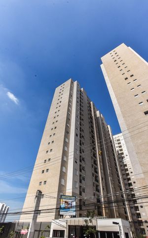 Apartamento para alugar com 56m², 2 quartos e 1 vaga Apartamento para alugar com 56m², 2 quartos e 1 vagaFachada