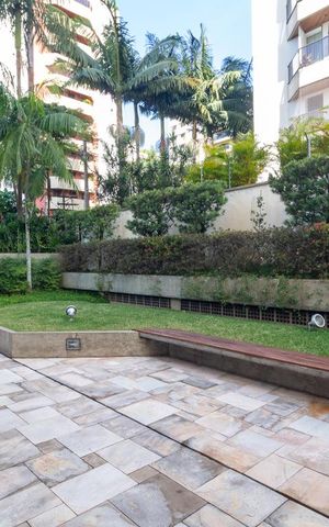 Apartamento à venda com 270m², 4 quartos e 3 vagasÁrea Comum
