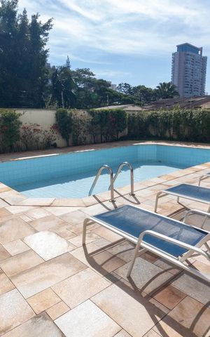 Apartamento à venda com 270m², 4 quartos e 3 vagasPiscina