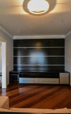 Apartamento para alugar com 370m², 4 quartos e 5 vagas Apartamento para alugar com 370m², 4 quartos e 5 vagasSala de Tv