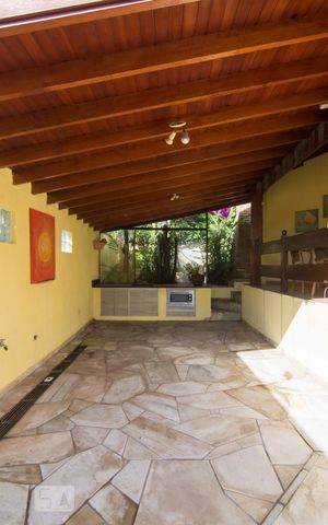Casa à venda com 540m², 6 quartos e 4 vagasVaranda
