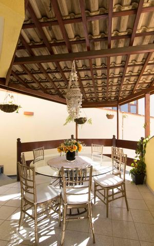 Casa à venda com 540m², 6 quartos e 4 vagasVaranda Sala