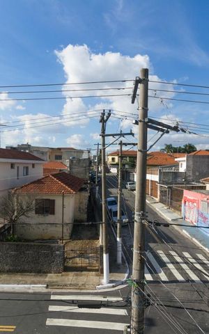 Casa à venda com 225m², 3 quartos e 2 vagas Casa à venda com 225m², 3 quartos e 2 vagasQuintal