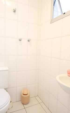 Apartamento para alugar com 86m², 3 quartos e 2 vagasBanheiro de Serviço