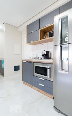 Apartamento para alugar com 60m², 2 quartos e 1 vaga Apartamento para alugar com 60m², 2 quartos e 1 vagaCozinha