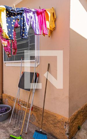 Casa à venda com 155m², 3 quartos e 2 vagas Casa à venda com 155m², 3 quartos e 2 vagasQuintal casa da frente