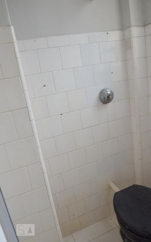 Apartamento à venda com 58m², 1 quarto e sem vagaBanheiro