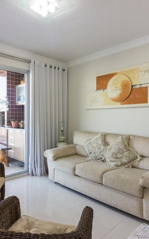 Apartamento à venda com 123m², 3 quartos e 2 vagasSala