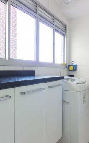 Apartamento à venda com 123m², 3 quartos e 2 vagasArea de Servico