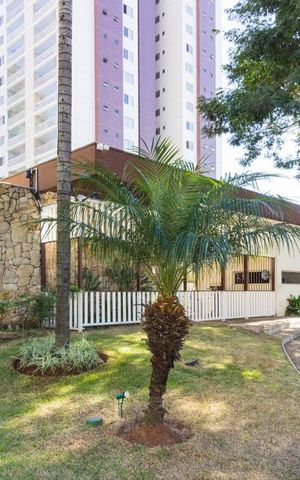 Apartamento à venda com 123m², 3 quartos e 2 vagasFachada Condominio