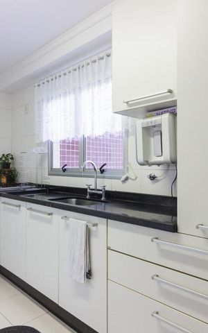 Apartamento à venda com 123m², 3 quartos e 2 vagasCozinha