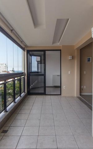Apartamento para alugar com 105m², 2 quartos e 2 vagas Apartamento para alugar com 105m², 2 quartos e 2 vagasVaranda