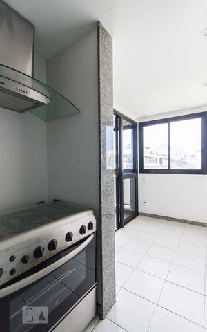 Apartamento para alugar com 105m², 2 quartos e 2 vagas Apartamento para alugar com 105m², 2 quartos e 2 vagasCozinha