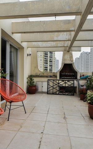 Apartamento à venda com 340m², 4 quartos e 2 vagas Apartamento à venda com 340m², 4 quartos e 2 vagasVaranda Gourmet