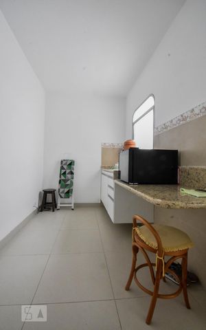 Apartamento à venda com 340m², 4 quartos e 2 vagas Apartamento à venda com 340m², 4 quartos e 2 vagasCopa