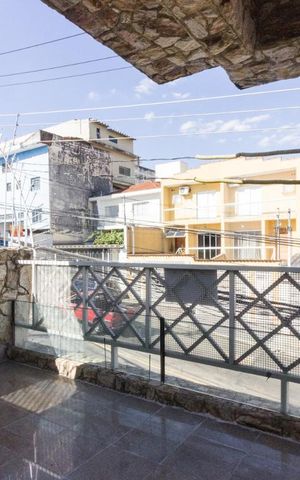 Casa à venda com 250m², 4 quartos e 2 vagasTerraco Suite