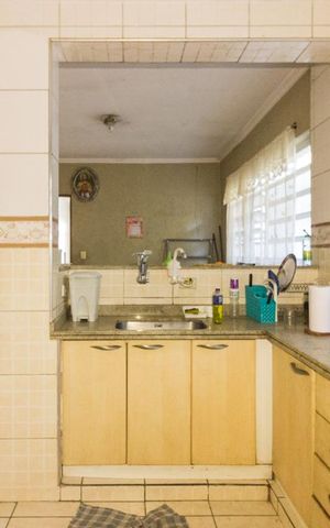 Casa à venda com 250m², 4 quartos e 2 vagasCozinha