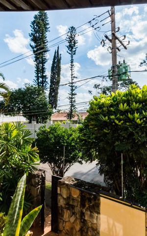 Casa à venda com 396m², 5 quartos e 4 vagasVista