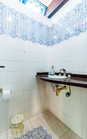 Casa à venda com 396m², 5 quartos e 4 vagasLavabo 