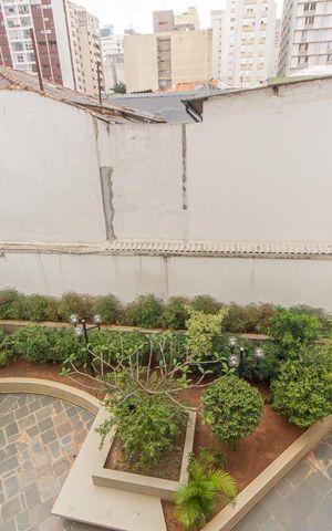 Apartamento à venda com 187m², 3 quartos e 3 vagas Apartamento à venda com 187m², 3 quartos e 3 vagasVista Sacada Suíte 2