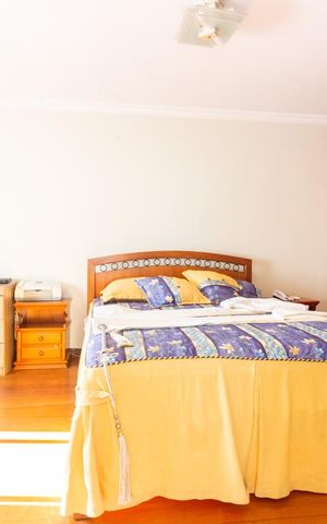 Casa à venda com 250m², 3 quartos e 4 vagas