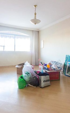 Casa à venda com 250m², 3 quartos e 4 vagas