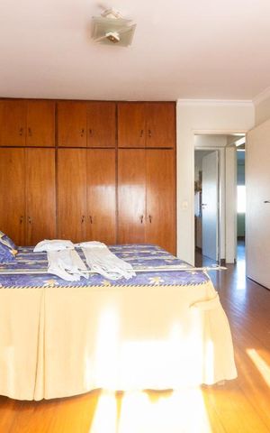 Casa à venda com 250m², 3 quartos e 4 vagas