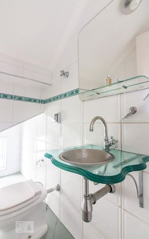 Casa à venda com 250m², 3 quartos e 4 vagas