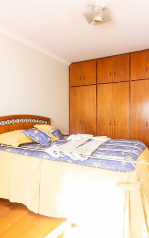 Casa à venda com 250m², 3 quartos e 4 vagas
