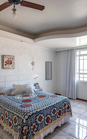 Casa à venda com 280m², 5 quartos e 3 vagasQuarto 5 Suite