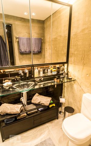 Apartamento à venda com 70m², 1 quarto e 1 vaga Apartamento à venda com 70m², 1 quarto e 1 vagaBanheiro
