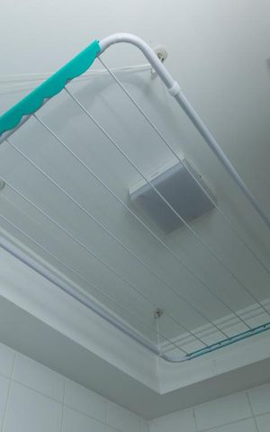 Apartamento à venda com 83m², 3 quartos e 2 vagas Apartamento à venda com 83m², 3 quartos e 2 vagasDetalhe da área de serviço