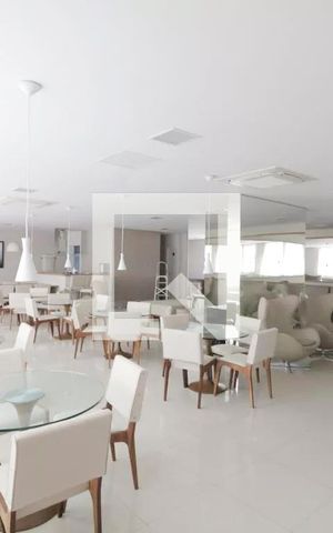 Apartamento à venda com 81m², 2 quartos e 2 vagasÁrea comum - Salão de festas