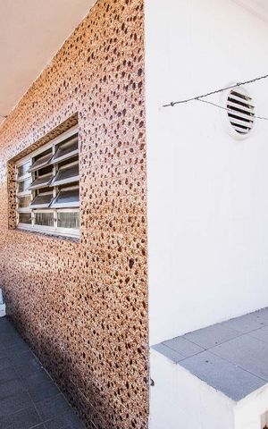 Casa à venda com 150m², 3 quartos e 2 vagasVaranda