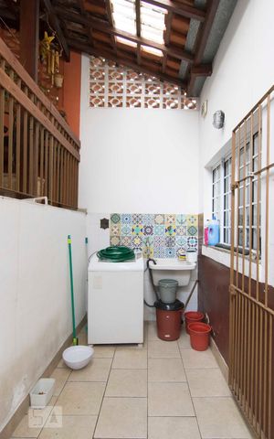 Casa à venda com 120m², 2 quartos e 2 vagasLavanderia