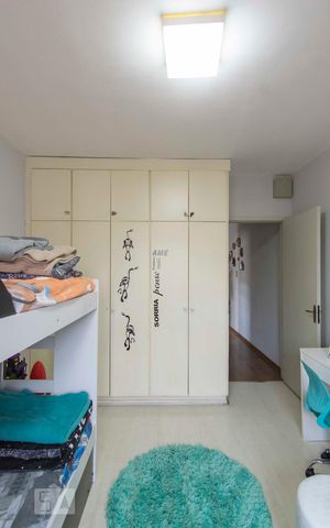 Casa à venda com 120m², 2 quartos e 2 vagasBanheiro do Quarto 1