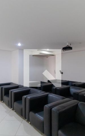 Apartamento para alugar com 61m², 2 quartos e 1 vaga Apartamento para alugar com 61m², 2 quartos e 1 vagaÁrea comum - Cinema