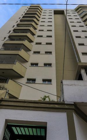 Apartamento à venda com 72m², 2 quartos e 1 vagaFachada do Prédio