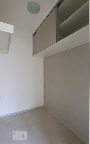 Apartamento à venda com 72m², 2 quartos e 1 vagaQuarto de Serviço