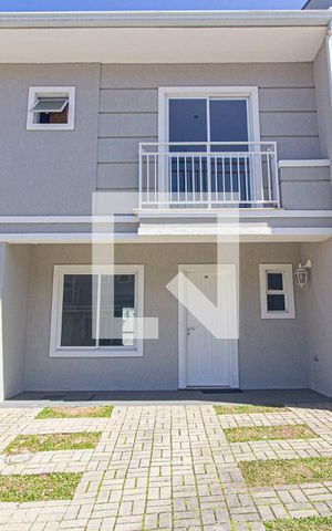 Casa de condomínio para alugar com 92m², 3 quartos e 2 vagas Casa de condomínio para alugar com 92m², 3 quartos e 2 vagasFachada