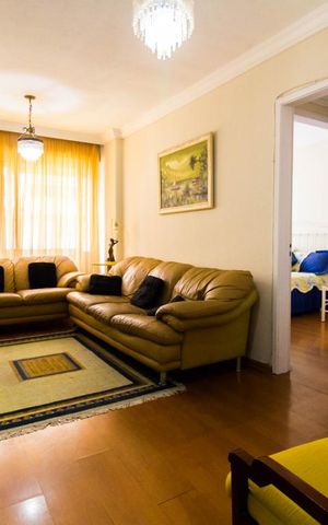 Apartamento à venda com 82m², 2 quartos e sem vaga Apartamento à venda com 82m², 2 quartos e sem vagaSala