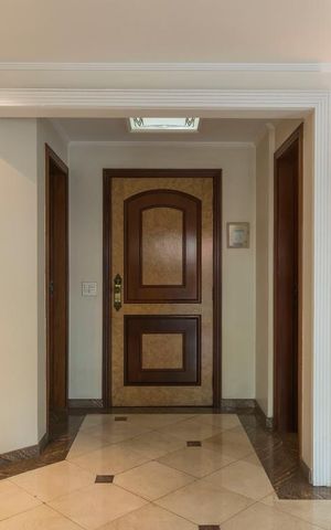Apartamento à venda com 220m², 4 quartos e 4 vagasSala