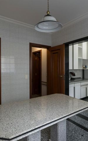 Apartamento à venda com 220m², 4 quartos e 4 vagasSala de almoço