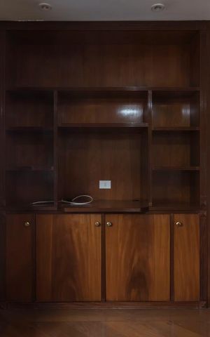 Apartamento à venda com 220m², 4 quartos e 4 vagasQuarto 1 (Armários)