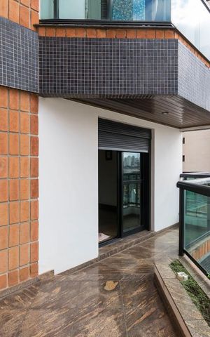 Apartamento à venda com 220m², 4 quartos e 4 vagasQuarto 4 - Suíte/ Varanda